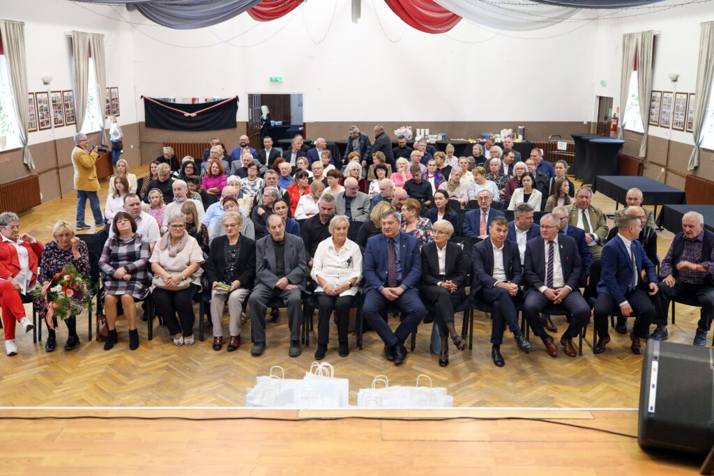 571329318_1217742363724913_3952171242395677673_n